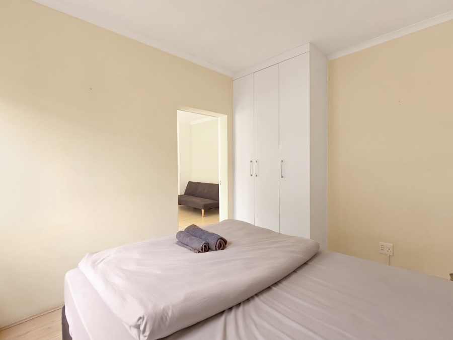 1 Bedroom Property for Sale in Bloubergrant Western Cape